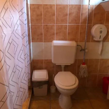 Vakacio Ifjusagi Udulo *